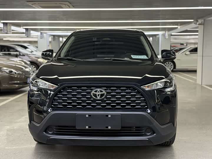 Фото 2 - Toyota Corolla Cross