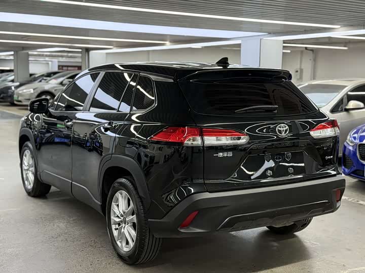 Фото 9 - Toyota Corolla Cross