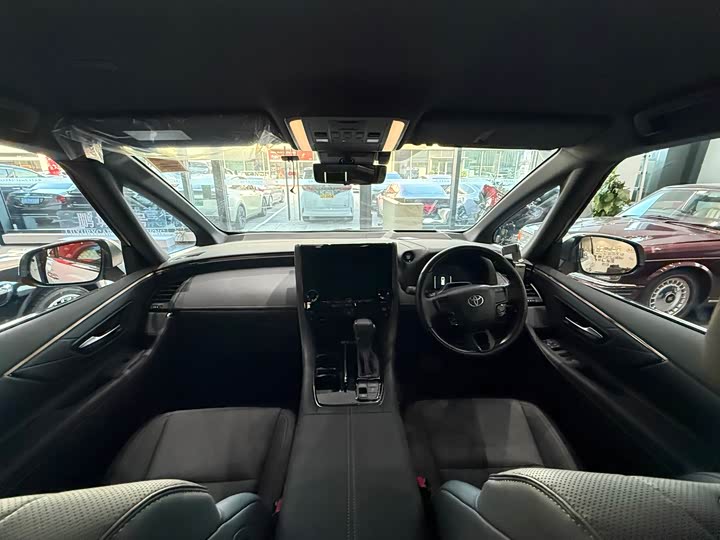 Фото 5 - Toyota Alphard