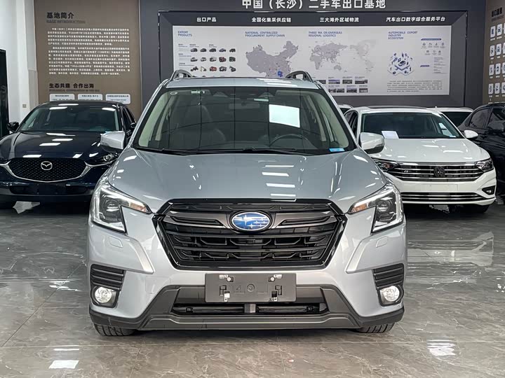 Фото 2 - Subaru Forester