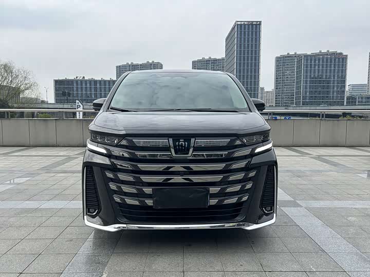 Photo 3 - Toyota Vellfire