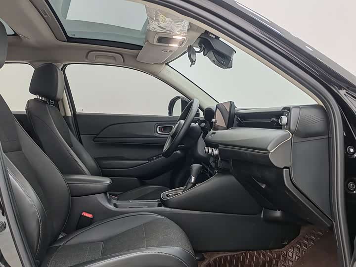 Photo 8 - Honda Vezel