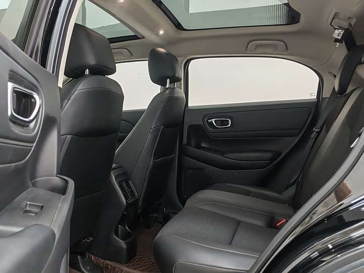 Photo 9 - Honda Vezel