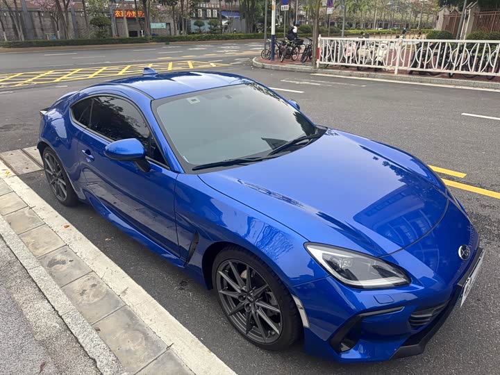 Фото 3 - Subaru BRZ