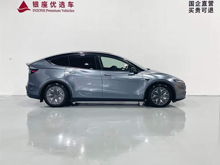 Фото 4 - Tesla Model Y