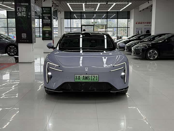 Фото 2 - Avatr 06