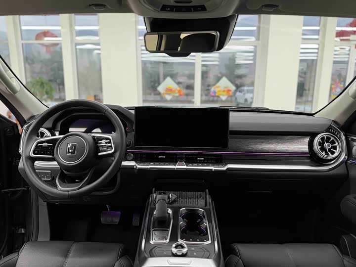 Фото 8 - Tank 400 Hybrid