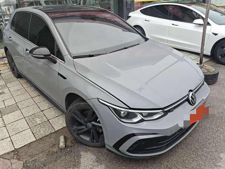 Фото 4 - Volkswagen Golf