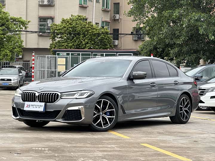 Фото 1 - BMW 5 Series