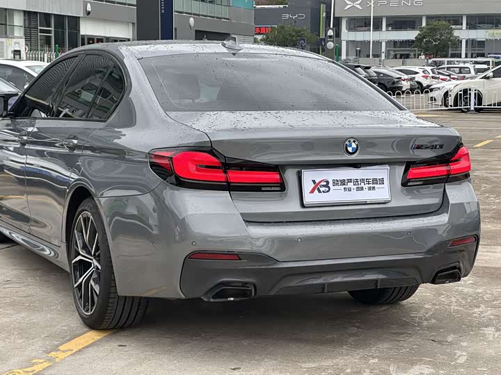 Фото 5 - BMW 5 Series