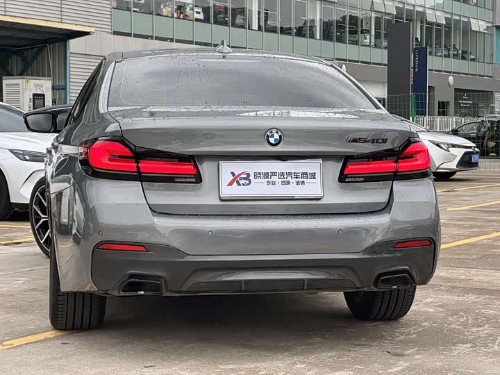 Фото 8 - BMW 5 Series
