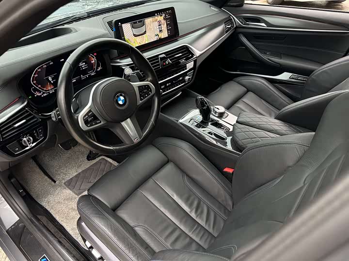 Фото 9 - BMW 5 Series