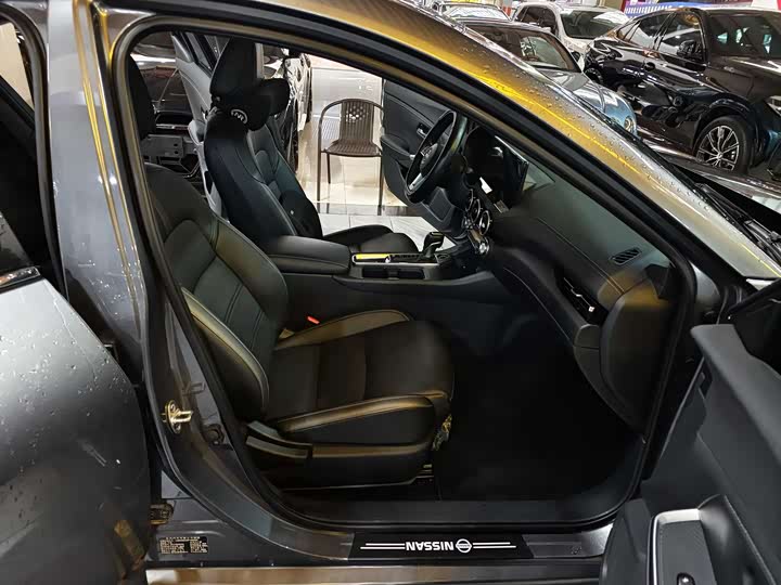 Фото 9 - Nissan Sylphy