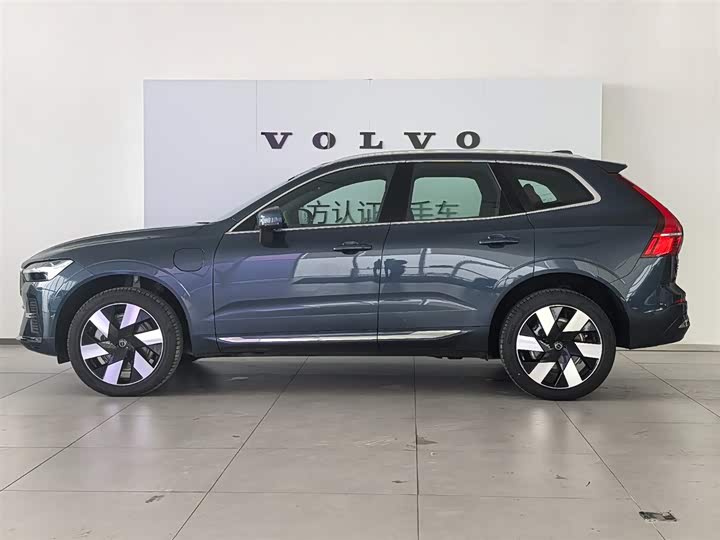 Фото 4 - Volvo XC60 Hybrid