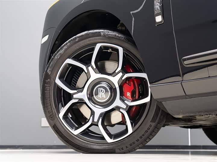 Photo 5 - Rolls-Royce Cullinan