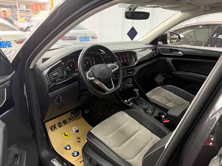 Фото 7 - Volkswagen Tayron X