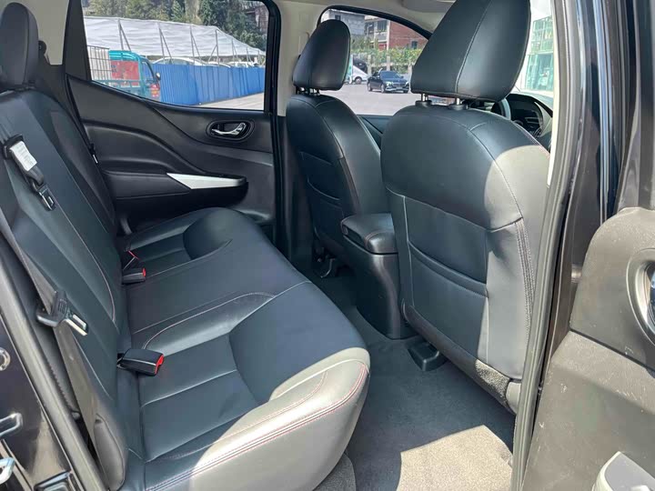 Фото 6 - Dongfeng Rich 6