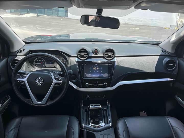 Фото 9 - Dongfeng Rich 6