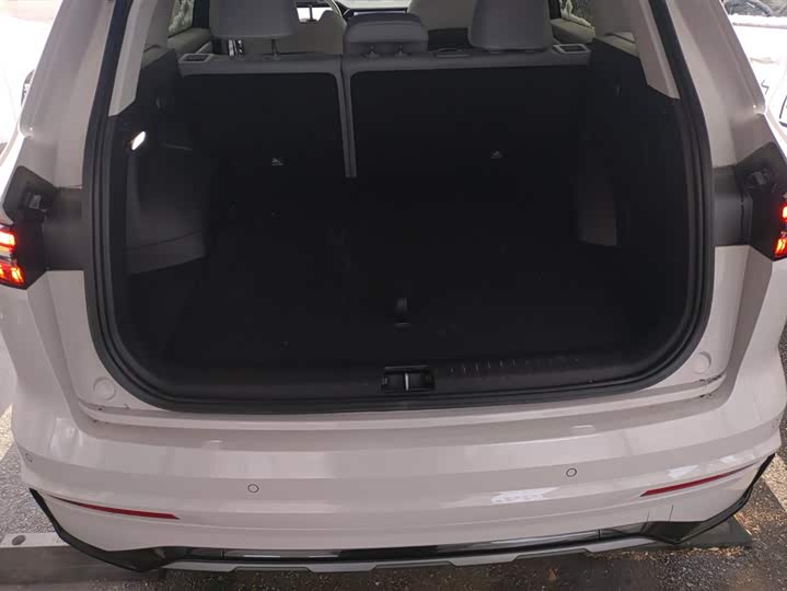 Фото 4 - Geely Monjaro Thor Hybrid