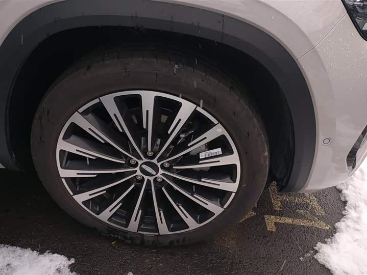 Фото 6 - Geely Monjaro Thor Hybrid