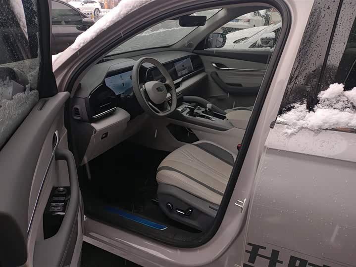 Фото 9 - Geely Monjaro Thor Hybrid