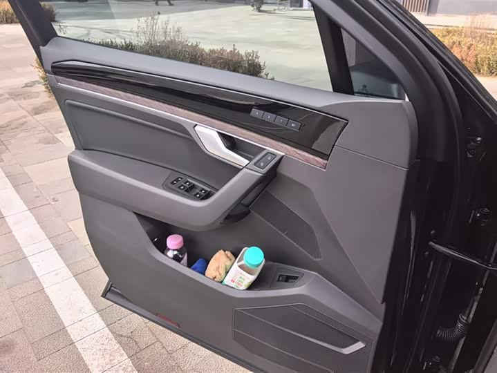 Фото 7 - Volkswagen Touareg