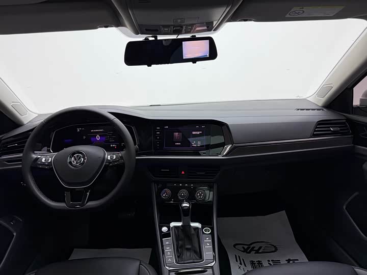 Фото 9 - Volkswagen Sagitar L