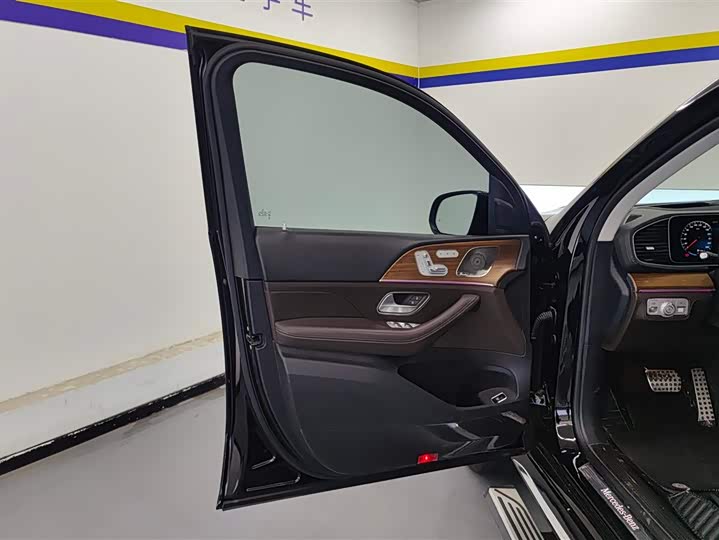 Фото 7 - Mercedes-Benz GLS-Class