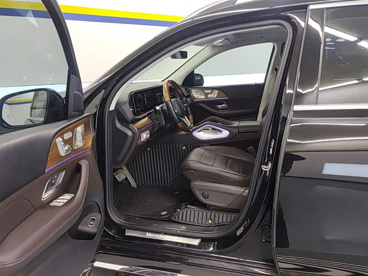 Фото 9 - Mercedes-Benz GLS-Class