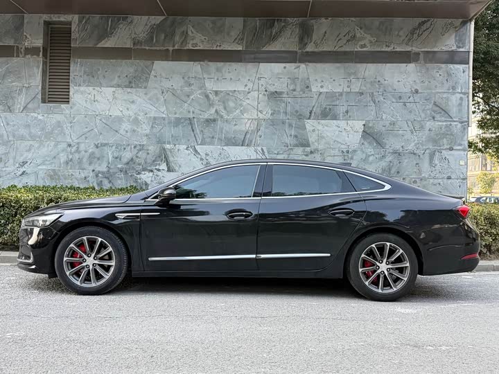 Фото 7 - Buick LaCrosse