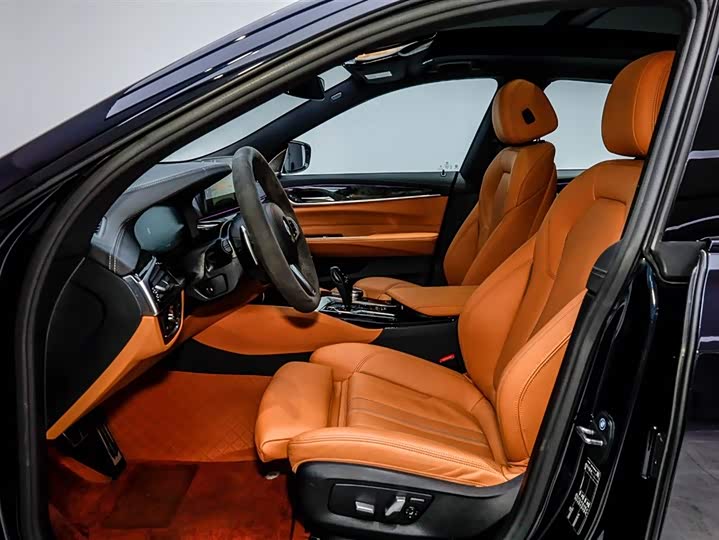 Photo 9 - BMW 6 Series GT