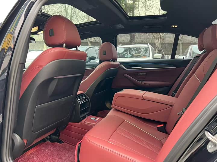 Фото 6 - BMW 5 Series Hybrid