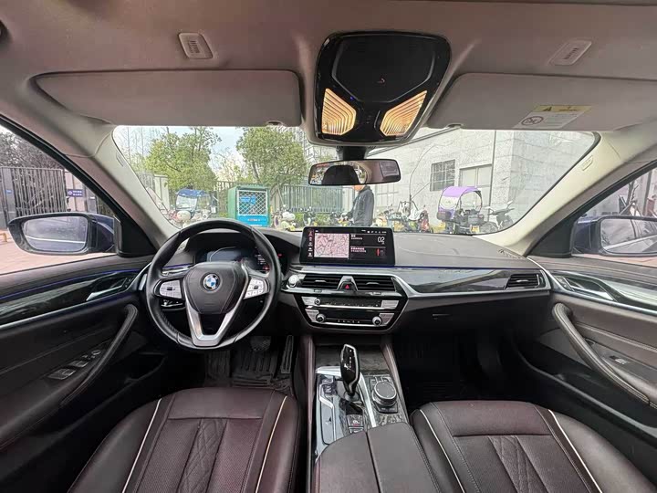 Фото 6 - BMW 5 Series