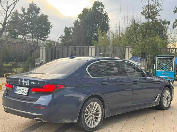 Фото 7 - BMW 5 Series