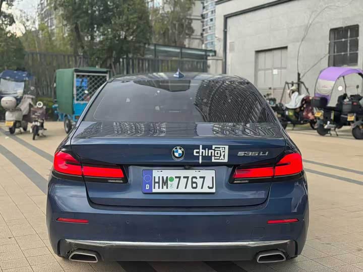 Фото 9 - BMW 5 Series