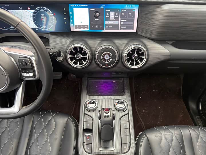 Фото 9 - Tank 300