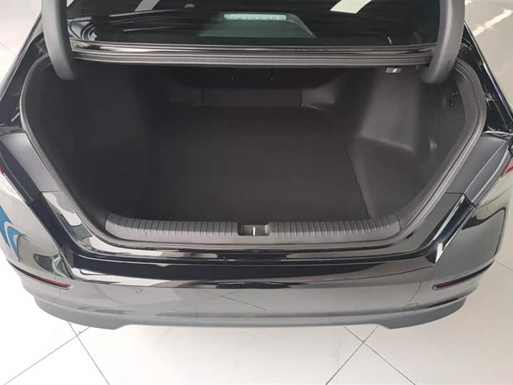 Фото 4 - Honda Accord