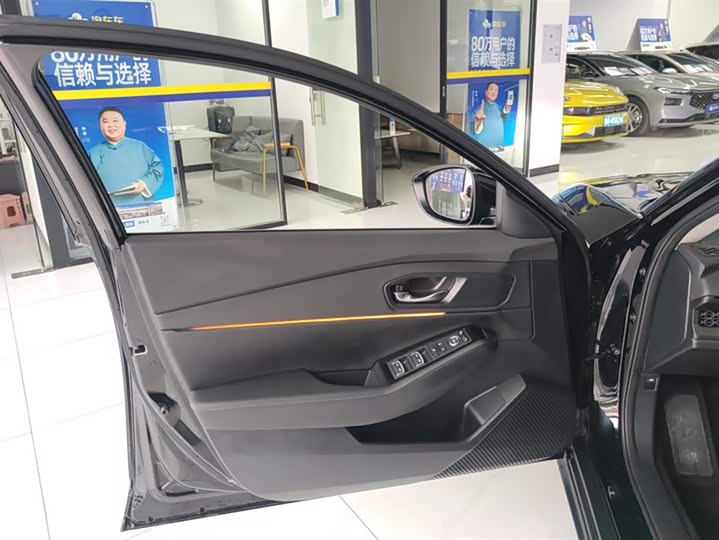 Фото 7 - Honda Accord