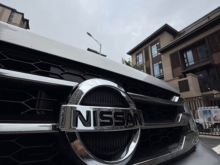 Фото 9 - Dongfeng Rich