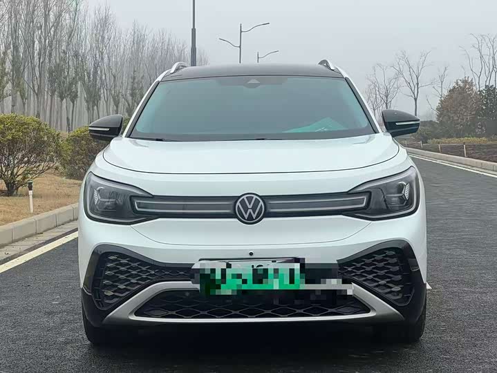 Photo 2 - Volkswagen ID.6 Crozz