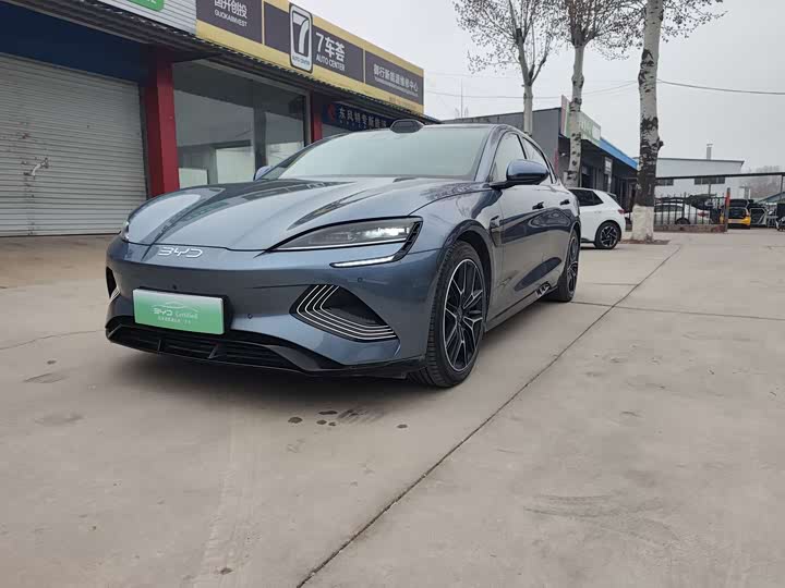 Фото 1 - BYD Seal