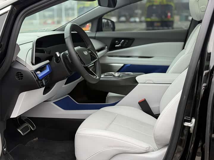 Фото 4 - Cadillac Optiq