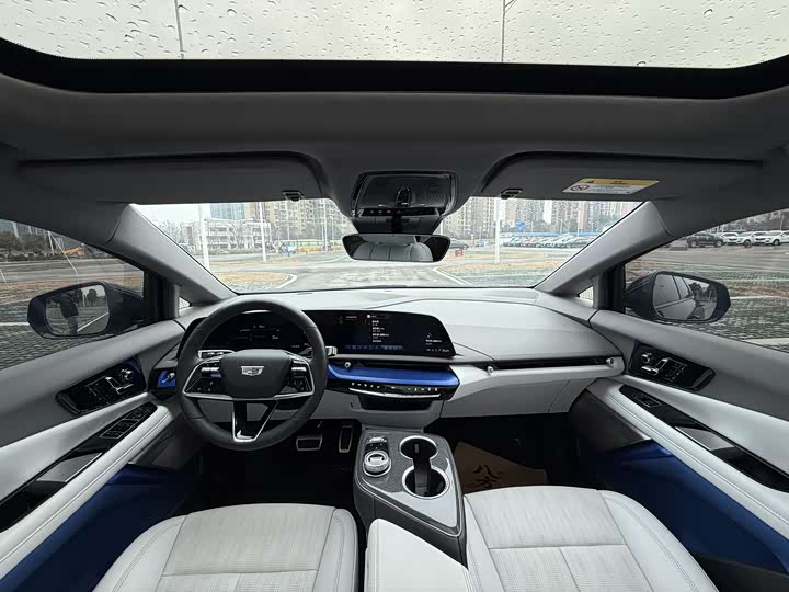 Фото 6 - Cadillac Optiq