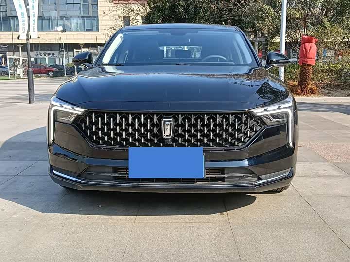 Фото 2 - Bestune B70