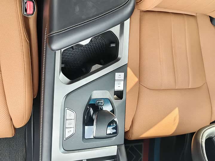 Фото 6 - Jetour X90