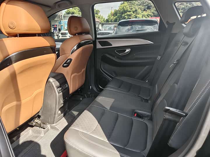 Фото 9 - Jetour X90