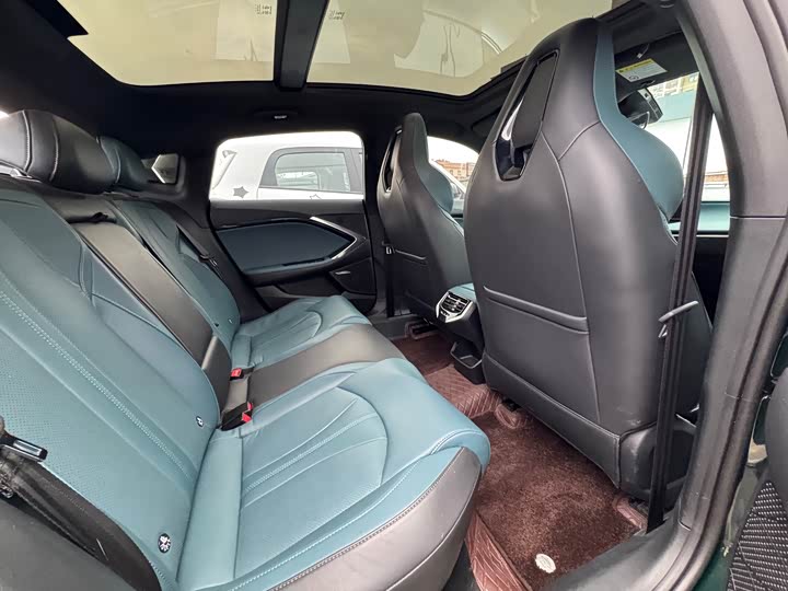 Фото 8 - MG Motor 7