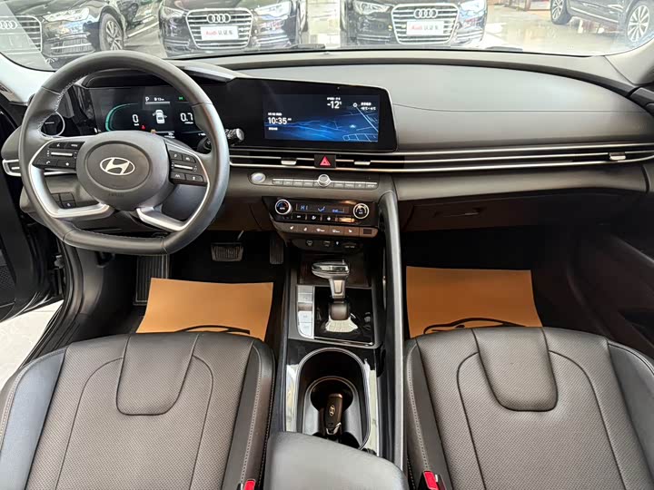 Фото 5 - Hyundai Elantra N line