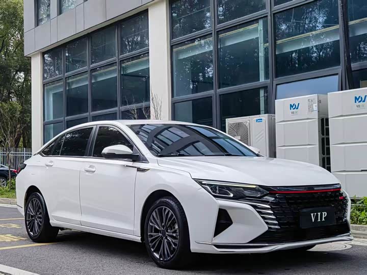 Photo 3 - Dongfeng Aeolus Yixuan Max