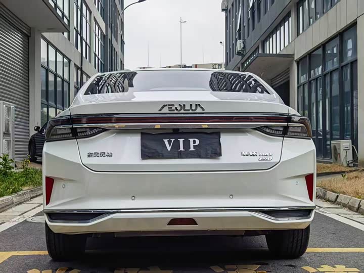 Photo 5 - Dongfeng Aeolus Yixuan Max